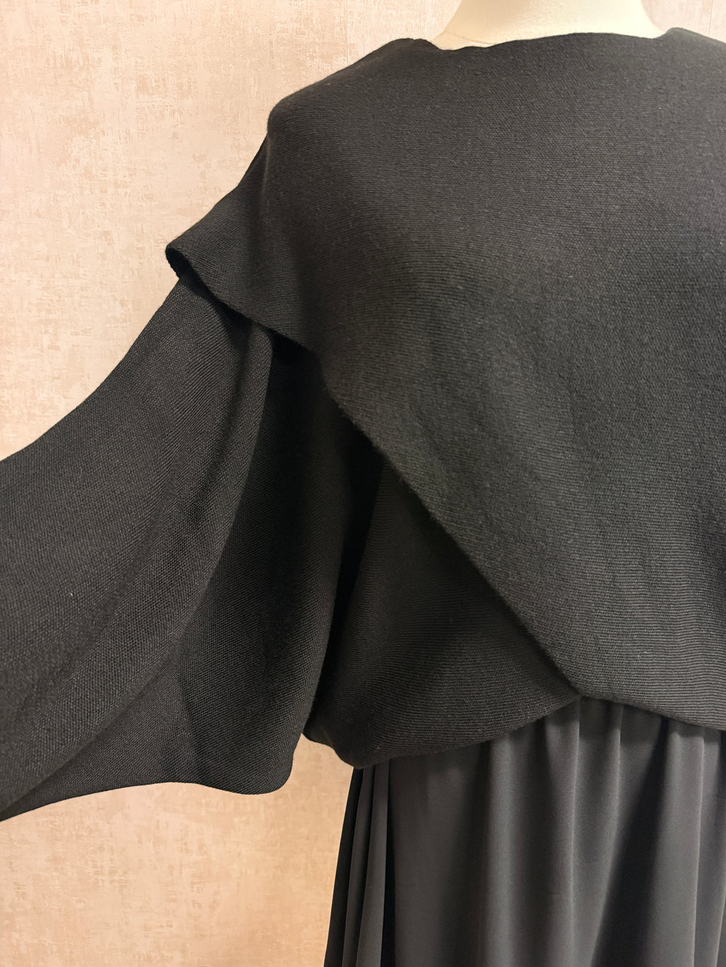 Nayla - Pullover schwarz
