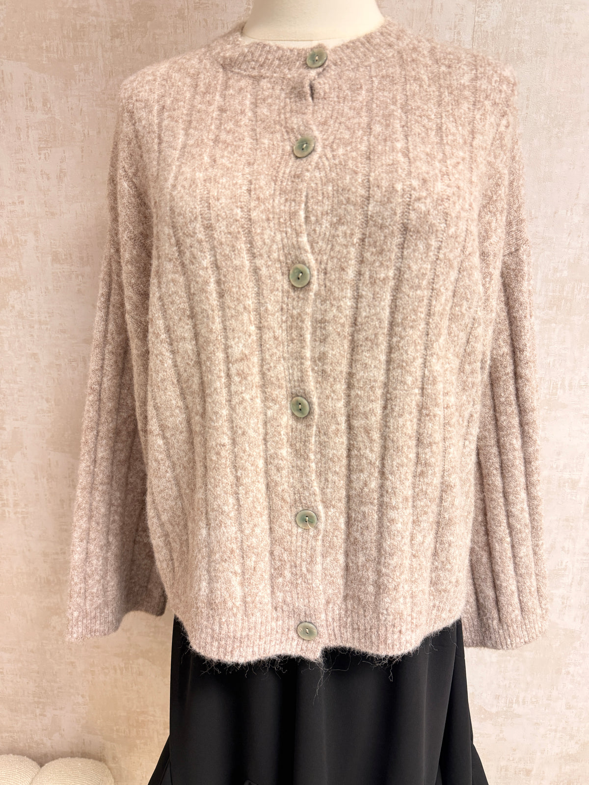 Weiche Strickjacke